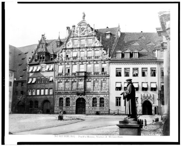 Nuremburg. Fuch's house; statue of Melancthon LCCN94512875