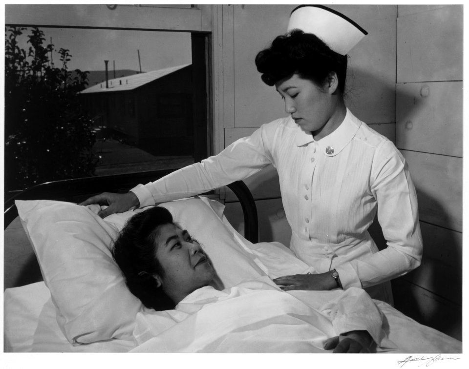 Nurse Aiko Hamaguchi and patient Toyoko Ioki, Manzanar Relocation Center, California