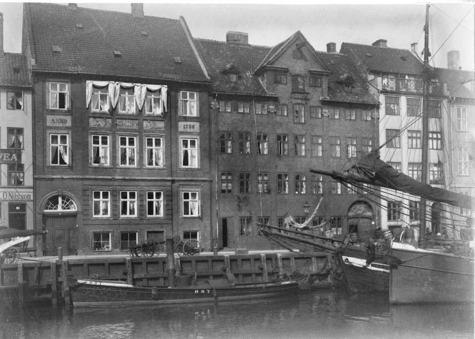 Nyhavn 63-65 1900s