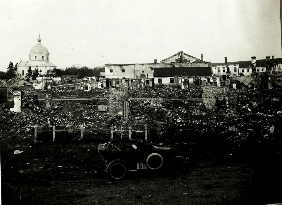 Ortsinneres bei Zurawno. (BildID 15591370)