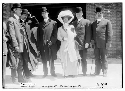 Orville, Wilbur, and Katherine Wright, with others LCCN2014683957