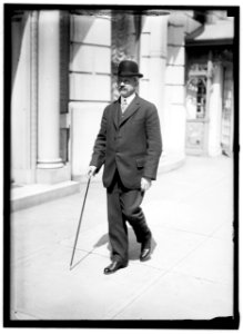 OSBORNE, JOHN EUGENE. GOVERNOR OF WYOMING, 1893-1895; REP., 1897-1899; 1ST ASST. SECRETARY OF STATE, 1913-1917 LCCN2016864627