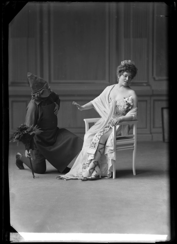 Oscar Bergström and Emma Meissner in Orfeus i underjorden at Östermalmsteatern 1905 - SMV - NM019
