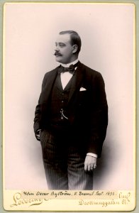 Oscar Byström, porträtt - SMV - H2 043
