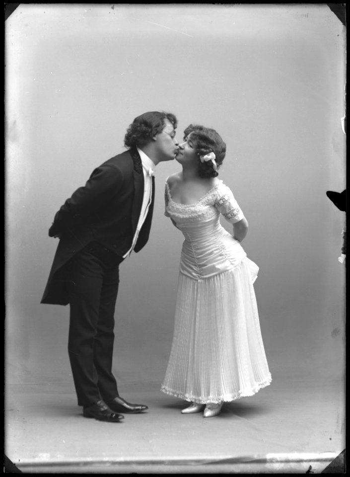 Oscar Ralf and Frida Falk in Fortunas gunstling at Oscarsteatern 1909 - SMV - NR004