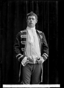 Oscar Ralf in Hoffmanns äventyr at Oscarsteatern 1907 - SMV - NR006