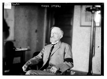 Oscar Straus LCCN2014687186
