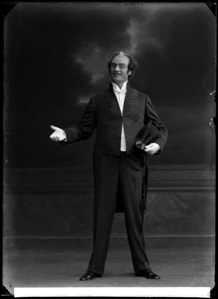 Oscar Textorius in Kyska Susanna at Oscarsteatern 1911 - SMV - GT020