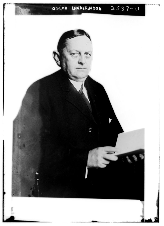 Oscar Underwood LCCN2014691850