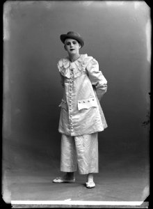 Oscar Tropp as Gilles in the ballet Festen hos Therese at Kungliga Operan 1911 - SMV - GT063