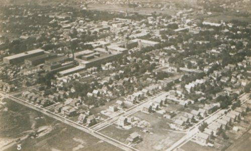 Oshawa Ontario from the Air (HS85-10-36757)