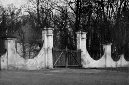 Osseg Parkmauer