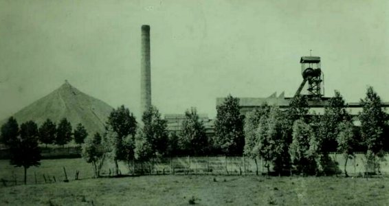 Ostricourt - Fosse n° 7 - 7 bis des mines d'Ostricourt (B)