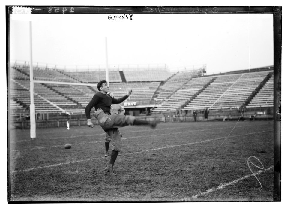 Otis Love Guernsey, football player and squash tennis player at Yale University LCCN2014690951