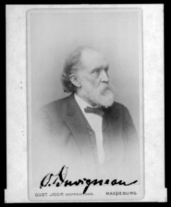 Otto Duvigneau, head-and-shoulders portrait, facing right) - Gust. Joop, Hofphotogr., Magdeburg LCCN2005696323