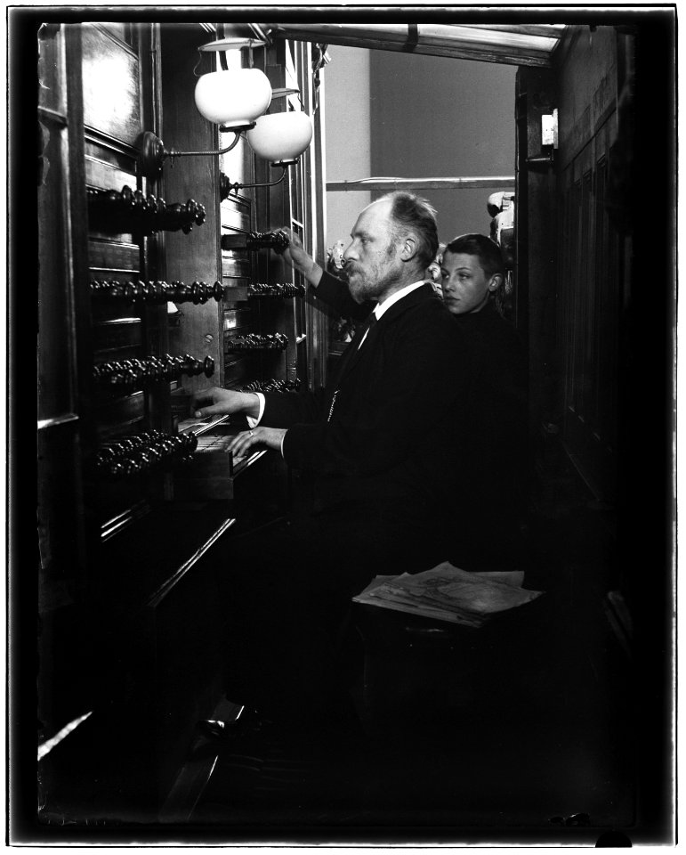 Oude Kerk, foto 2 Jacob Olie (max res)