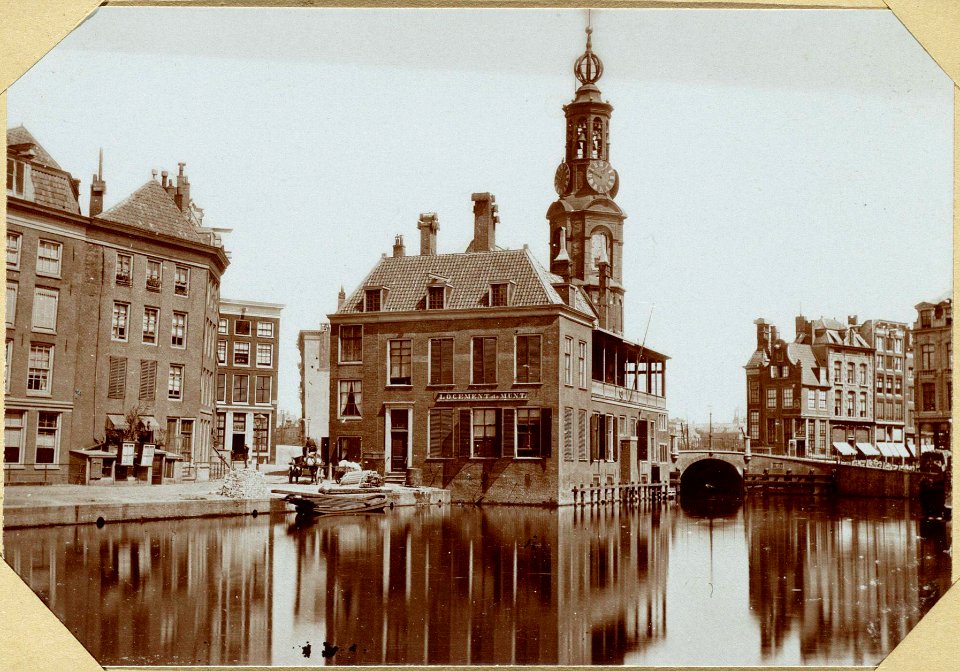 Oude Huizen aan het Singel bij het voormalige Muntgebouw - 010094000576