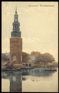 Oudeschans 2, Montelbaenstoren met rechts de Kalkmarkt. Uitgave Brouwer & de Veer, Afb ANWU01736000009
