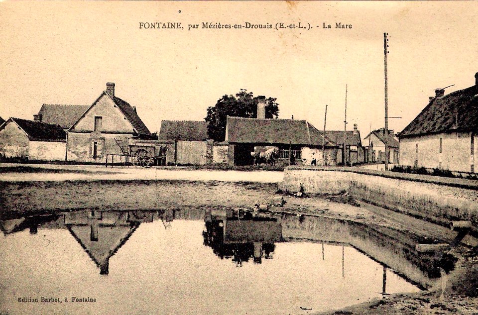 Ouerre Fontaine La Mare 1933 CO Lucienne Eure-et-Loir (France)