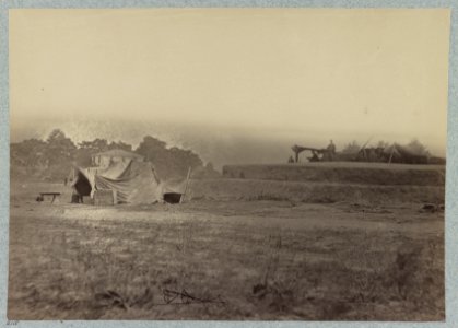 Outer line of Confederate fortifications, in front of Petersburg, Va., captured by 18th Army Corps, June 15, 1864 LCCN2012646271