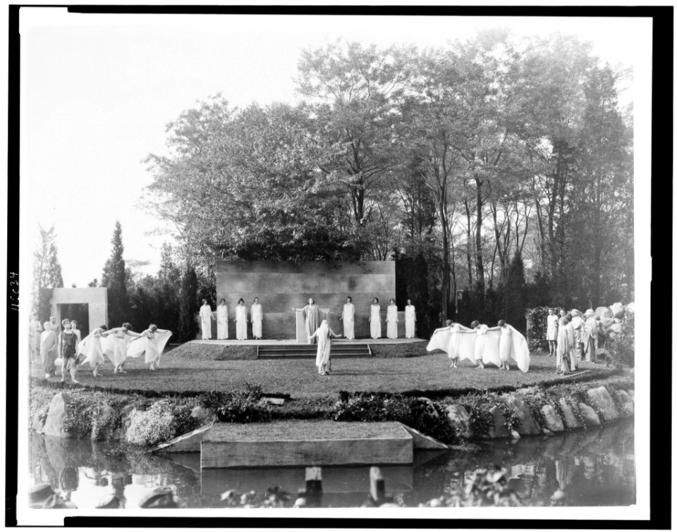 Outdoor dance performance with dancers in classical drapery, possibly in Long Island LCCN96503525