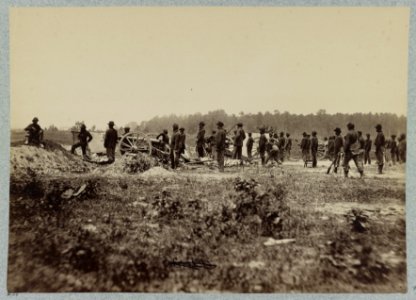 Outer line of Confederate fortifications, in front of Petersburg, Va., captured by 18th Army Corps, June 15, 1864 LCCN2012646275