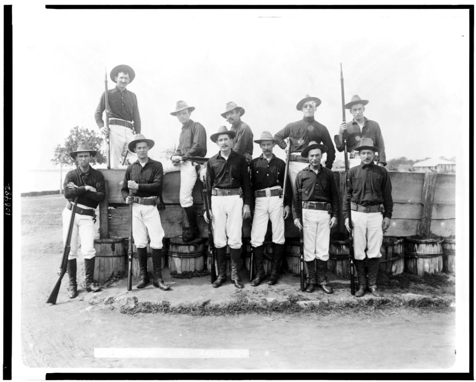 Outpost guards, Cavite, P.I. LCCN93511552