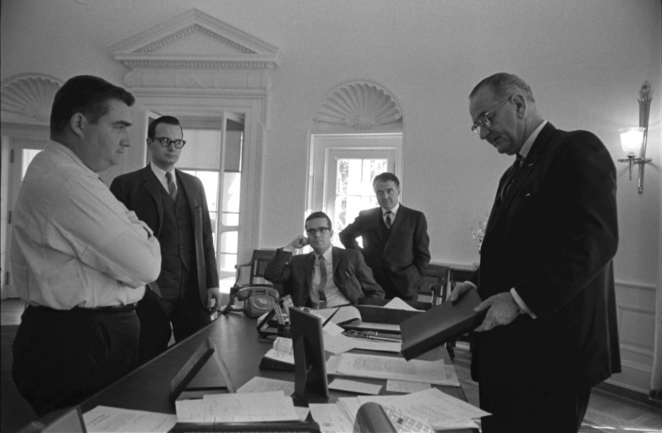 Oval Office LBJ in Jan. 1964