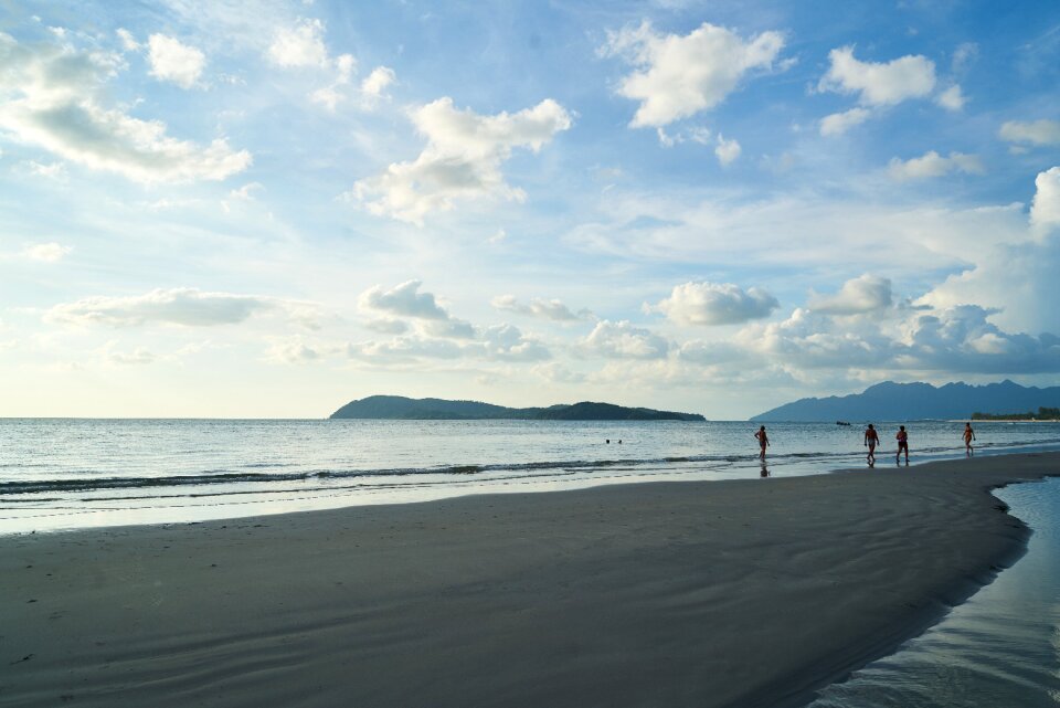 Wallpaper sand tourism