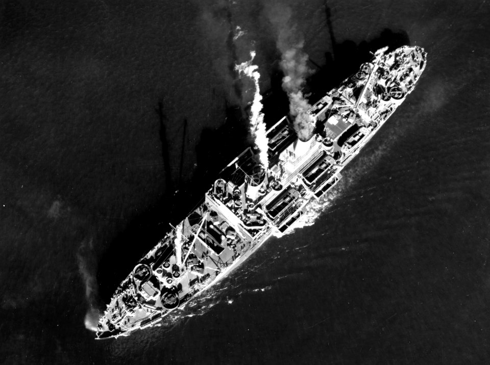 Overhead view of USS Butte (APA-68) on 3 December 1944 (19-N-75307)