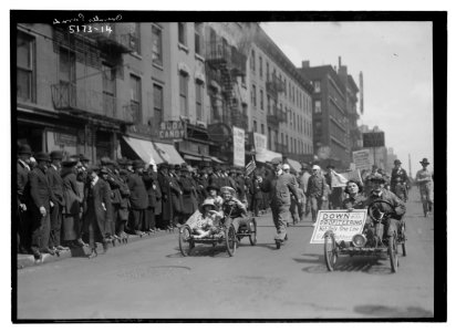 Overalls Parade LCCN2014710483