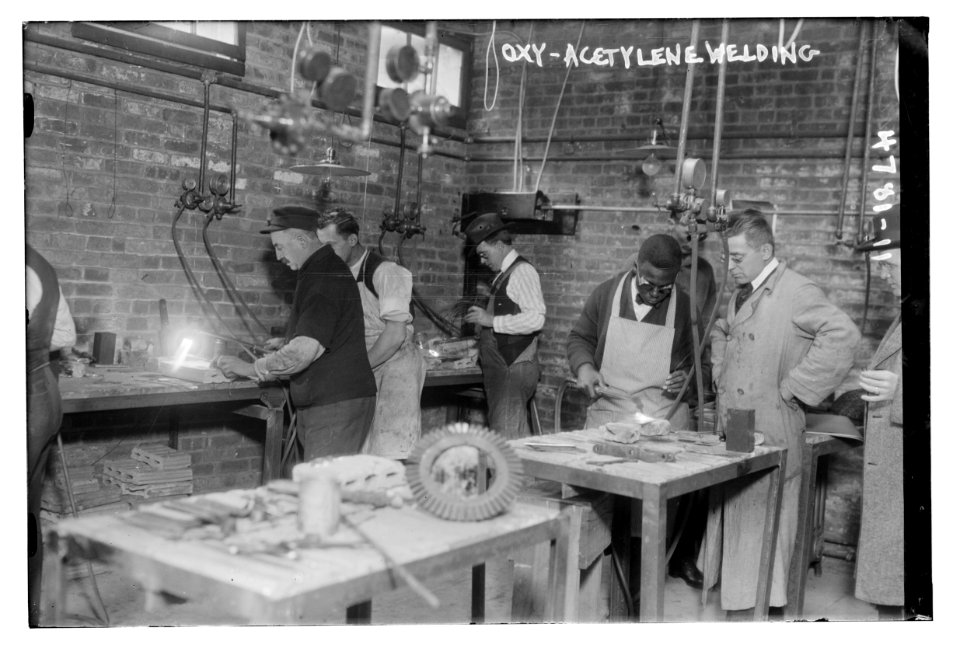 Oxy-acetylene Welding LCCN2014708162