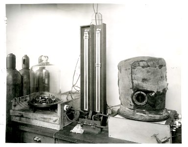 Oxygen apparatus for aviators