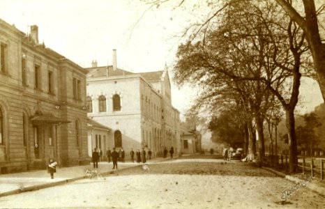 P Sinner - Bahnhof Tübingen und königlicher Wartesaal n1901