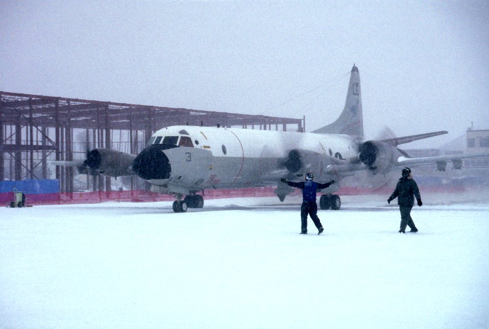 P-3C Orion of VP-11 in snow at NAS Brunswick 1991