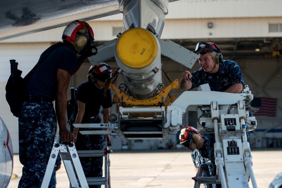 P-8A Poseidon crews participate in Fleet Challenge 2014. (13697727134)