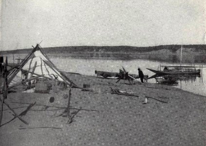 P253a Birch-bark tent of Yenisei Ostiak