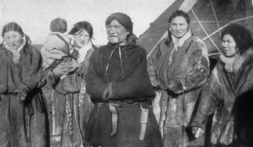 P145a Prince Yabtung Alyo with his old wife and his young wife with baby