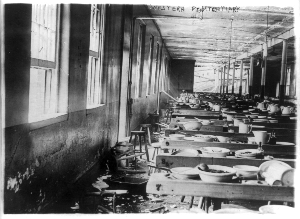 Pa. - Belleview - Western penitentiary dining room; scene of riot during fire - July 19, 1921 LCCN2007678235
