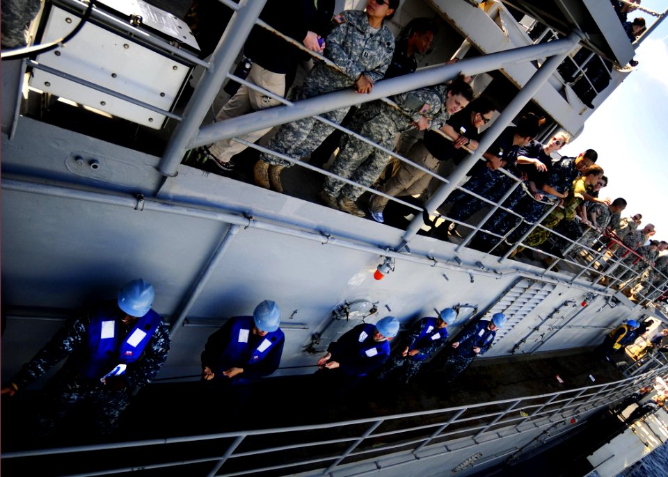 Pacific Partnership 2011 110408-N-BC134-120