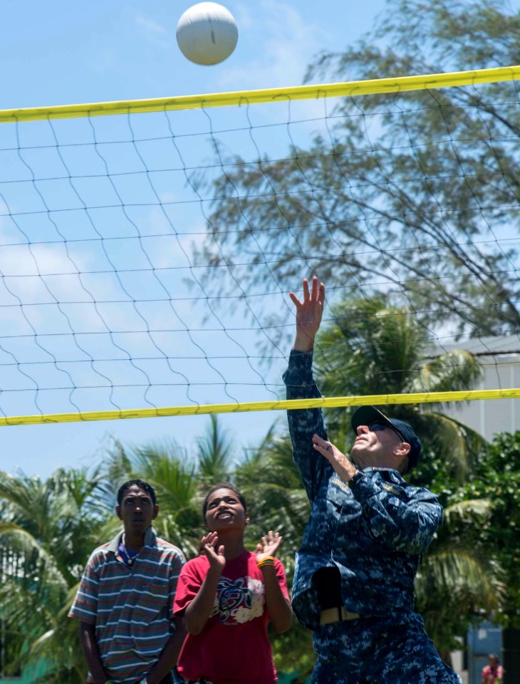 Pacific Partnership 2013 130711-N-GI544-385