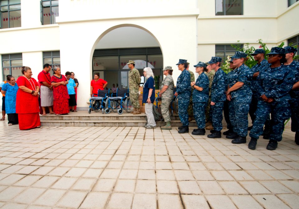 Pacific Partnership 2013 130605-N-SK590-165