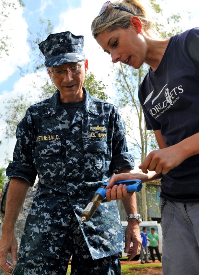 Pacific Partnership 2012 120804-N-GI544-044