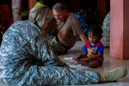 Pacific Partnership 2014 140601-N-NW827-295