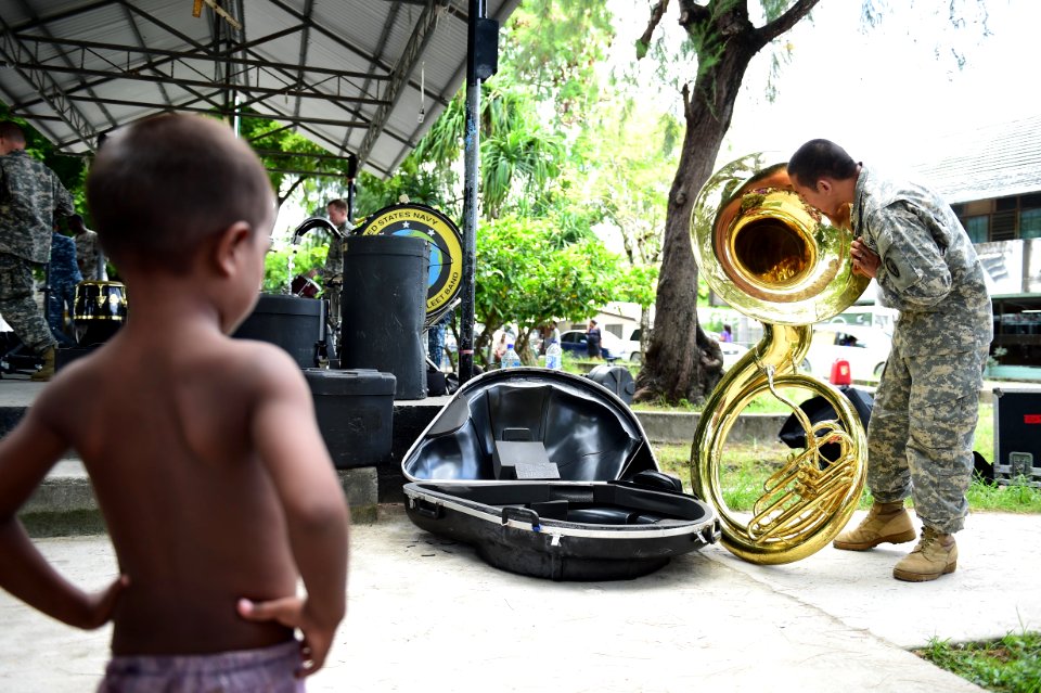 Pacific Partnership holds concert in Bairiki Square 150604-N-HY254-022