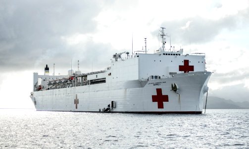 Pacific Partnership off the coast of Savusavu, Fiji. 150617-N-TQ272-329