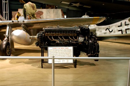 Packard V-1650 Merlin USAF