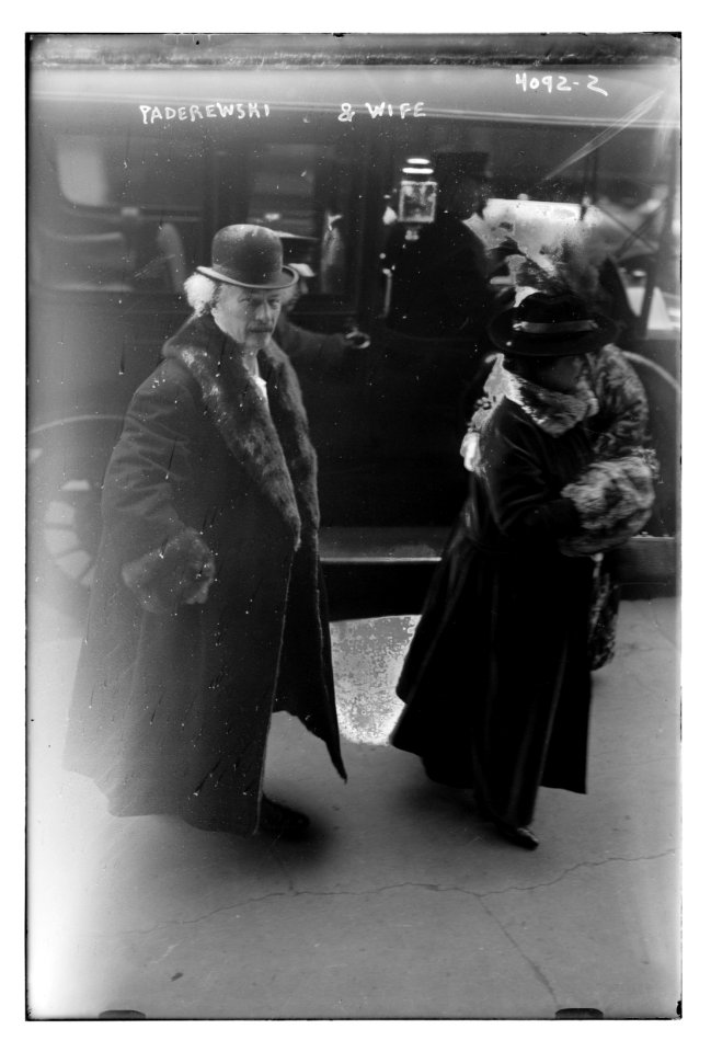 Paderewski & wife LCCN2014703447
