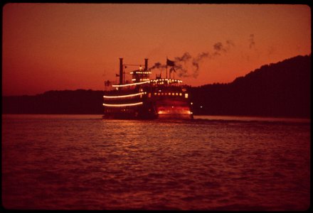 Paddlewheel-steamboat-on-the-ohio-river-may-1972 7651265176 o