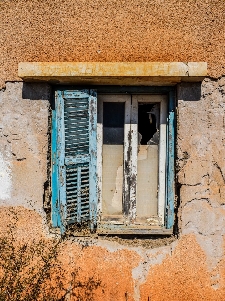Weathered damaged decay